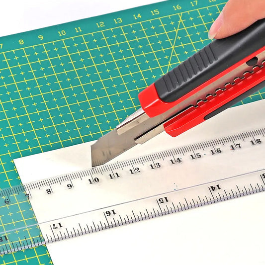 7532 Heavy Duty 18 Mm Cutter Knife Set With Rubbered Handle With Extra Blades Best Use For Office And Home Use